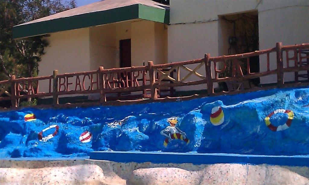 Pali Beach Resort Mālād Zewnętrze zdjęcie